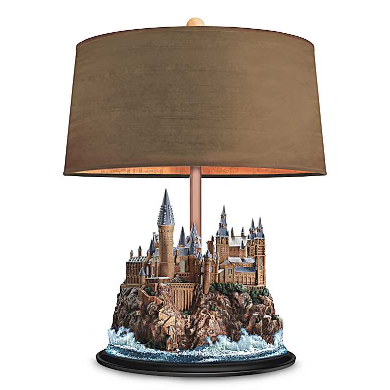✨ Iconic Hogwarts™ Castle Lamp: A Magical Light-Up Collectible