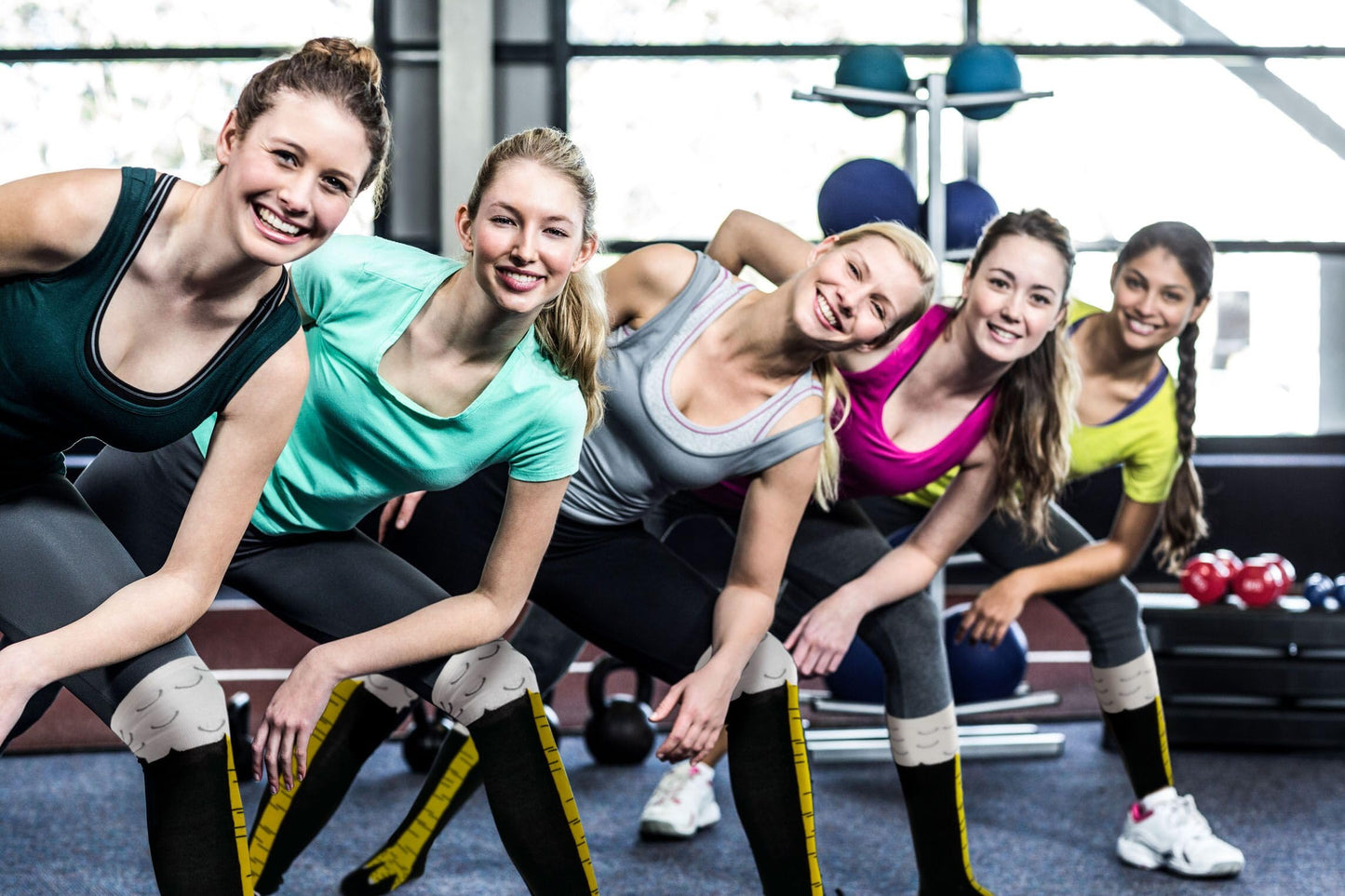 🐔2PCS Crazy Funny Chicken Feet Socks for Women Men