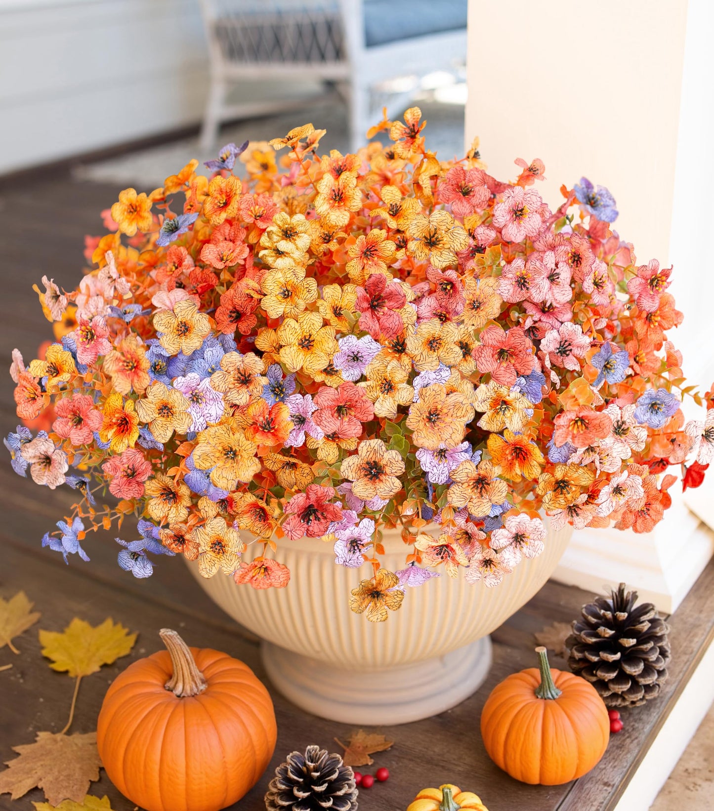 💐Artificial UV-resistant flowers: suitable for patios, porches and balconies