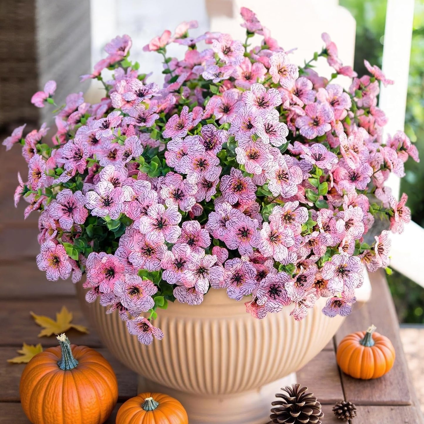 💐Artificial UV-resistant flowers: suitable for patios, porches and balconies